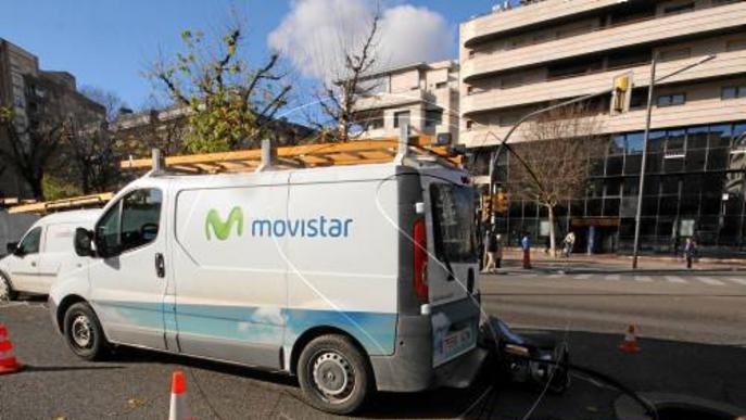 Veïns i negocis de Prat de la Riba continuen sense línia de telèfon fix