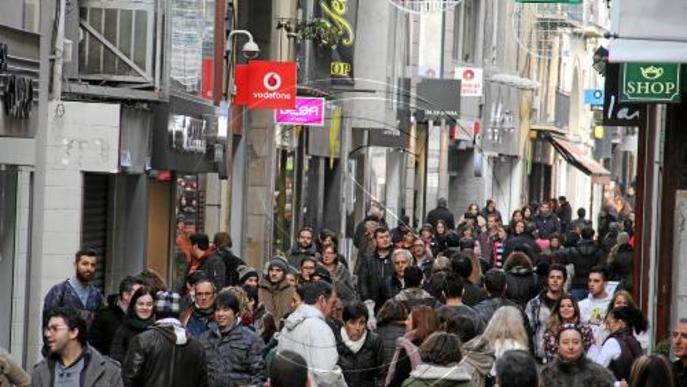 El comerç de Lleida millora vendes per Nadal per primera vegada després d'anys de crisi