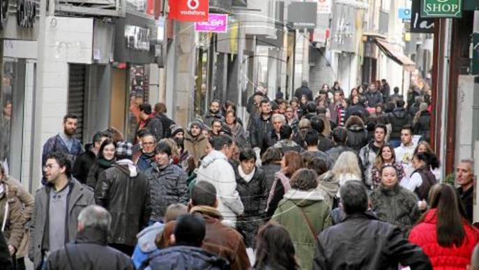 La crisi econòmica destrueix quatre vegades més treballs temporals que fixos a Lleida