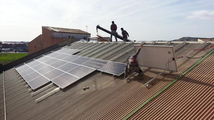L'Ajuntament de Torrefarrera instal·la un sistema d’autoconsum elèctric a la teulada