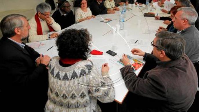 L'assemblea de religions recorda 'Charlie Hebdo'