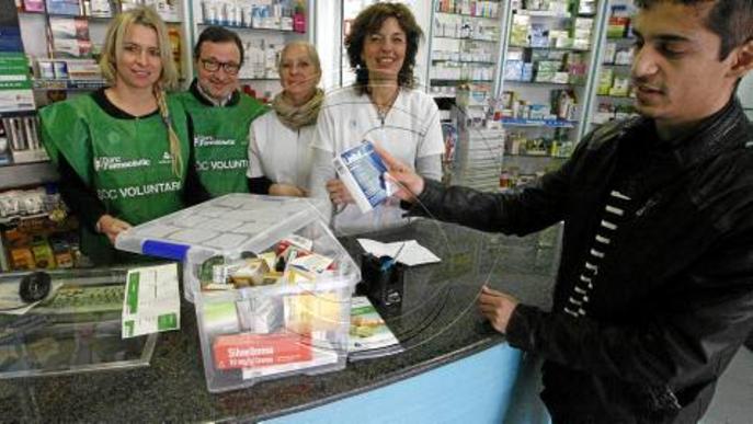Recollida solidària de medecines en 9 farmàcies