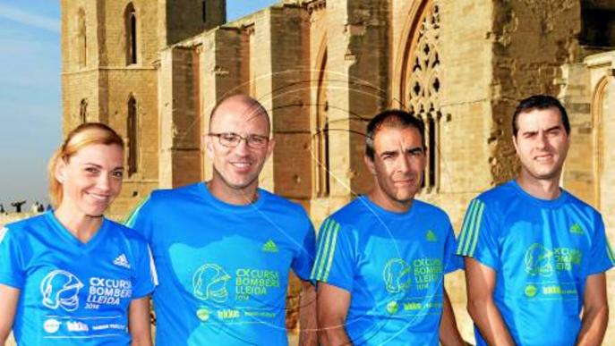 Un professor i tres pares correran 100 km solidaris