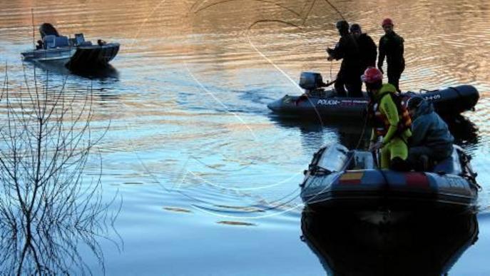 Submarinistes continuen buscant el desaparegut a Canelles