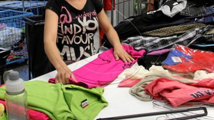 Càritas tanca el 2014 amb dèficit per la caiguda de vendes en roba