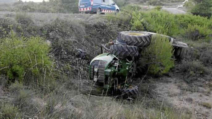 Mor un veí de Vinaixa de vuitanta anys en un accident de tractor