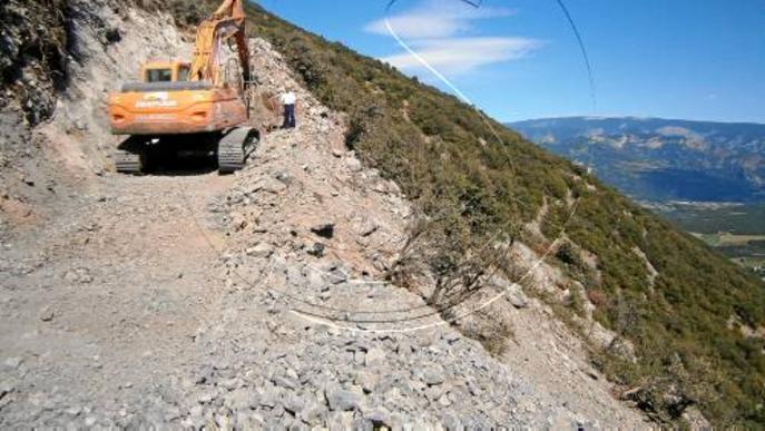 Ipcena exigeix frenar una pista forestal a Cabó perquè danya un camí protegit