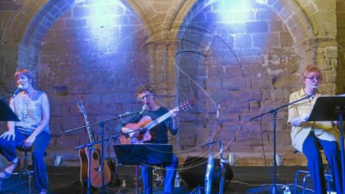 Mercè Sampietro posa veu als poemes de Montllor a Balaguer