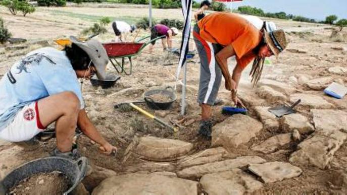 Excaven una necròpoli de 2.800 anys a Agramunt