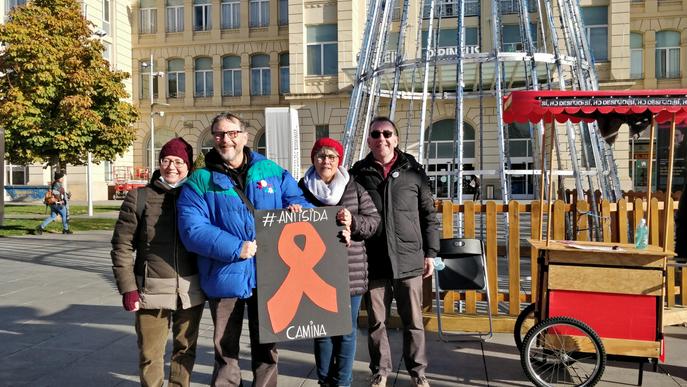 Prop de 70 persones participen en la primera caminada solidària de la Fundació Antisida de Lleida