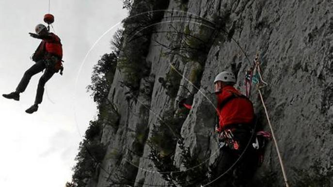 Un escalador resulta ferit greu al caure des de 10 metres a l'Alt Urgell