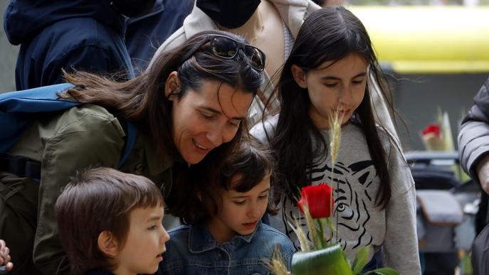 ⏯️ Sant Jordi es torna a viure als carrers de Lleida sense mascareta