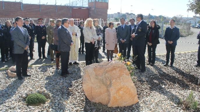 Homenatge als morts a Horta de Sant Joan a la festa dels Bombers