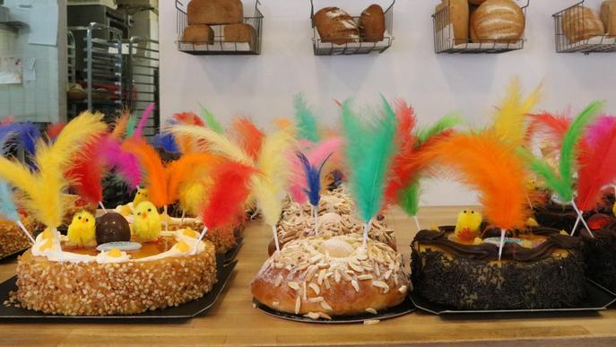 Els pastissers preveuen vendre més de 700.000 mones aquesta Pasqua i descarten apujar preus