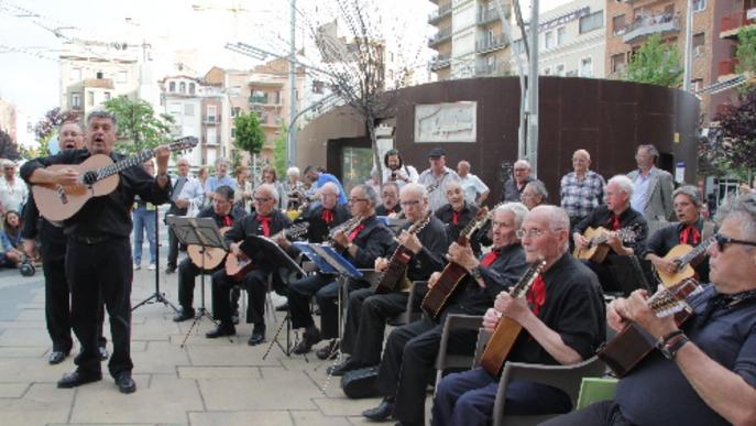 ‘Protesta’ musical de la Rondalla Gent Gran de Lleida