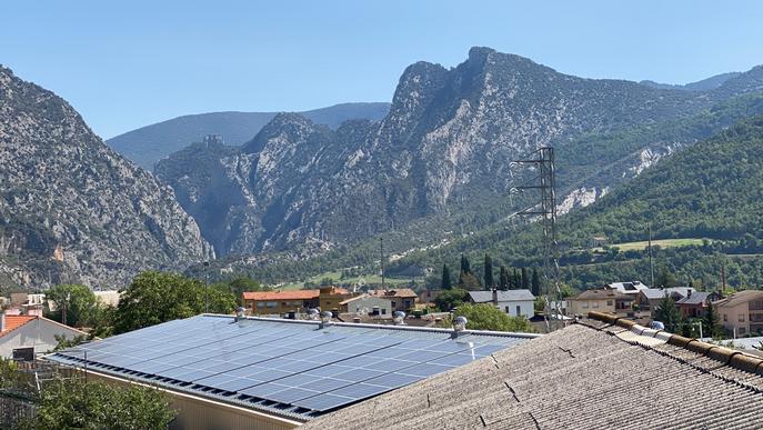 ⏯️ L'Alt Pirineu i Aran estrena una de les instal·lacions fotovoltaiques d'autoconsum més grans