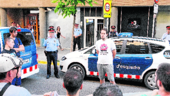 Detingut el raper Pablo Hasél per agredir periodistes a la UdL