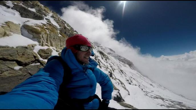 Jornet assoleix els 8.400 metres a l'Everest en menys de sis hores