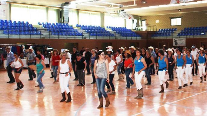 El country es balla a Lleida i Bellpuig