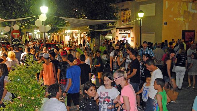 Unes 80 botigues de Mollerussa obriran divendres a la nit per inaugurar les rebaixes