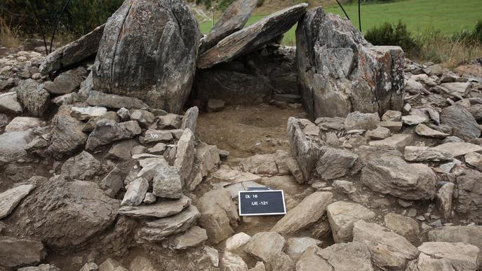 Comença l’última campanya per excavar el Dolmen de la Llosa, a Bescaran