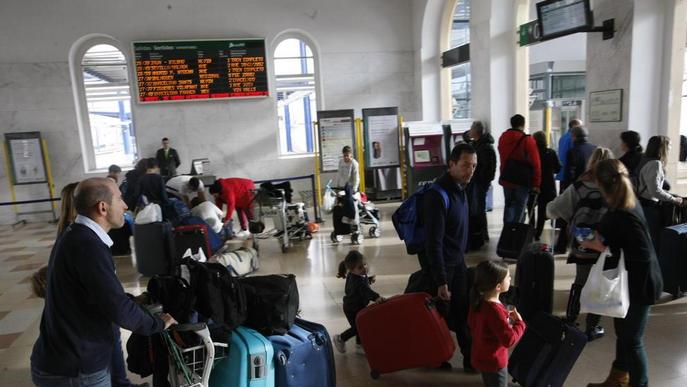 Una vaga anul·la una vintena de trens a Lleida aquest divendres