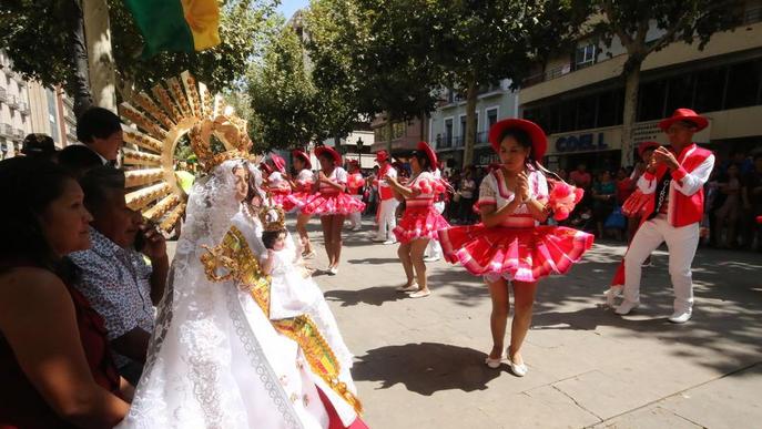 Festa boliviana a la rambla Ferran