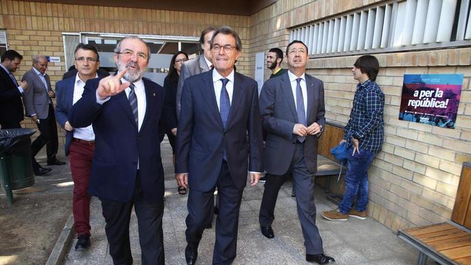 Mas veu un “error” que Rajoy veti la via de “pacificació” que ofereix Puigdemont