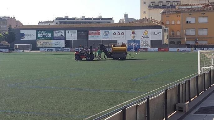 El Balaguer jugarà tres partits consecutius fora de casa per la substitució de la gespa del camp