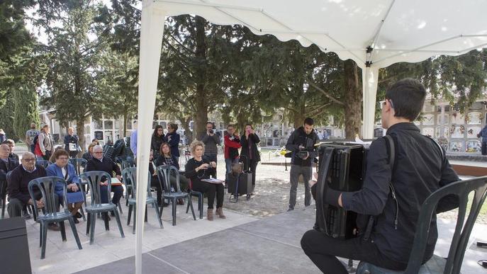 El cementiri de Lleida incorpora actuacions de música en directe per Tots Sants