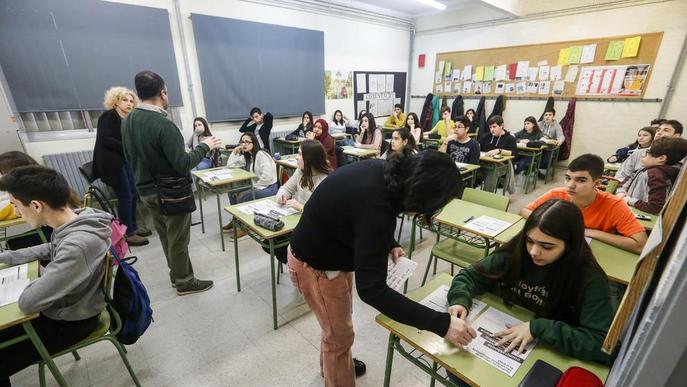 L'examen de competències bàsiques de secundària posa a prova alumnes i centres