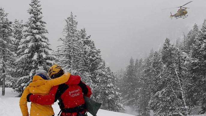 Alerta dels Bombers per l’augment d’esquiadors fora de pistes