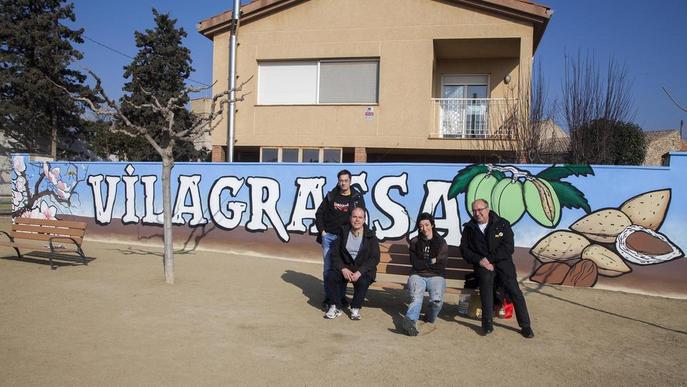 Vilagrassa estrena mural a la plaça del Filador