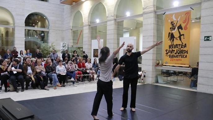 ‘Pedra de tartera’, de Maria Barbal, també per ballar en el projecte "Balla'm un llibre"