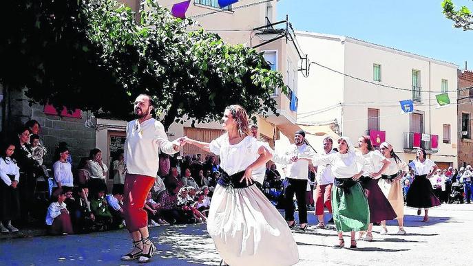 Castellserà estrena dansa a la Festa del Bandoler