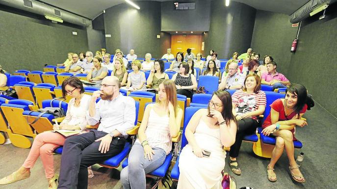 Jornada de Creu Roja sobre gent gran maltractada