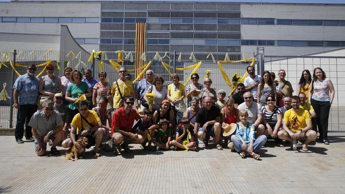 Lleida es tenyeix de color groc per recordar els nou mesos de l'1-O