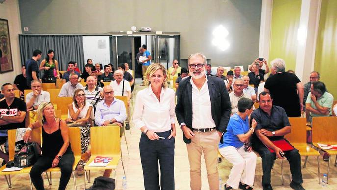 Mínguez i Larrosa pugnen pel vot dels militants més joves