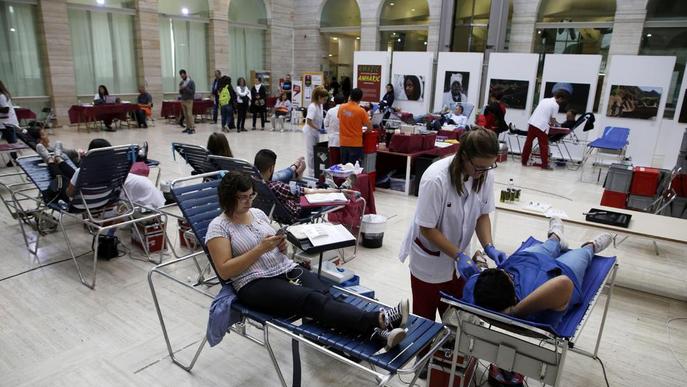 La Marató de Donants de Sang de Lleida assoleix els 400 participants