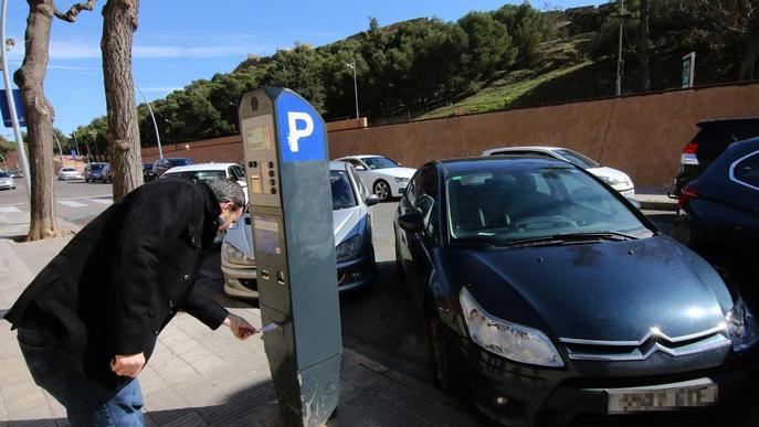 Suspès el pagament per aparcar a la zona blava a Lleida fins a nou avís
