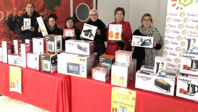 Els comerciants de les Borges sortegen 45 electrodomèstics entre els clients