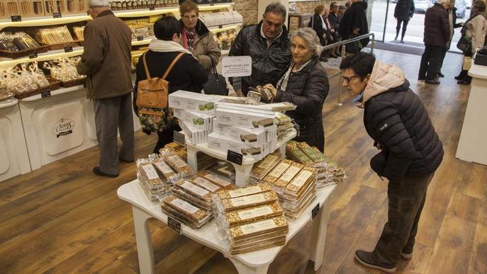 Torrons Vicens obrirà una nova botiga per l’allau de visitants