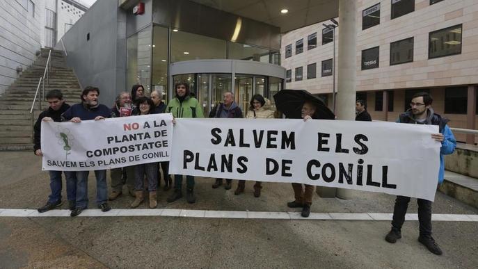 Demanen anul·lar les llicències de la planta d'Ossó