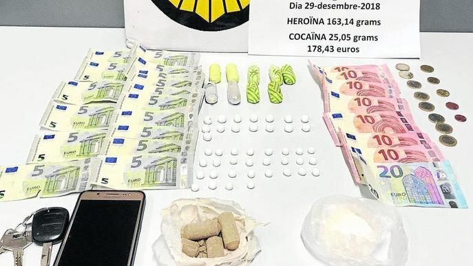 Arrestat per vendre cocaïna i heroïna al Centre Històric
