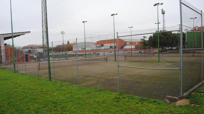 Tercer camp de futbol a la zona esportiva de Mollerussa