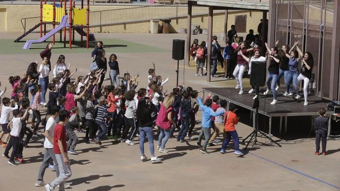Dinar solidari amb 1.500 nens al Maristes Montserrat de Lleida