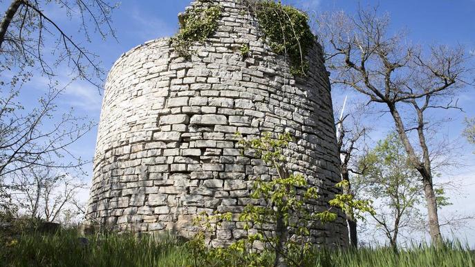 Milloren la fortificació medieval torre Vilalta de Sant Guim