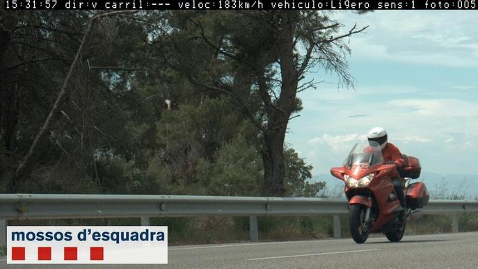 ‘Caçat’ un motorista a 186 km/h per la carretera C-14 a Ciutadilla