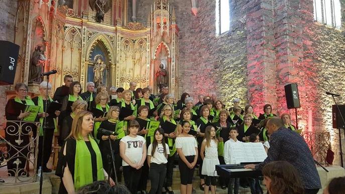 Concert de la coral i alumnes del Sant Miquel a Miralcamp