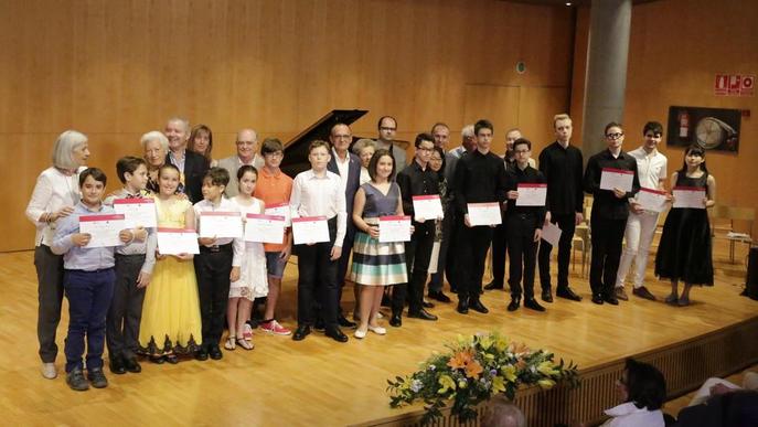 El jove serbi Vladimir Acimovic guanya el concurs Viñes de piano